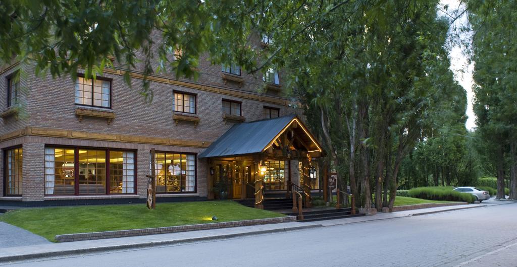 Hotel Posada Los Alamos El Calafate Exterior foto